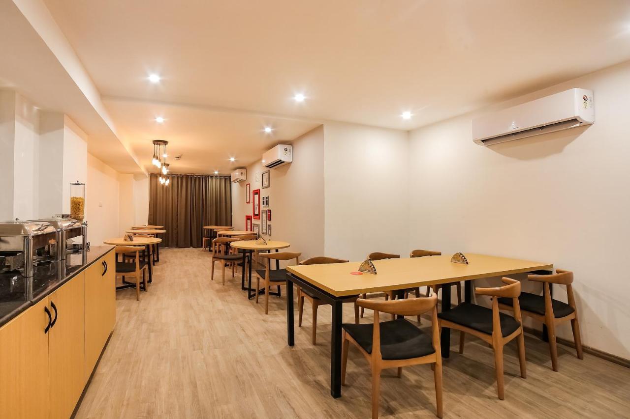 古尔冈 Super Townhouse Near Appu Ghar酒店 外观 照片