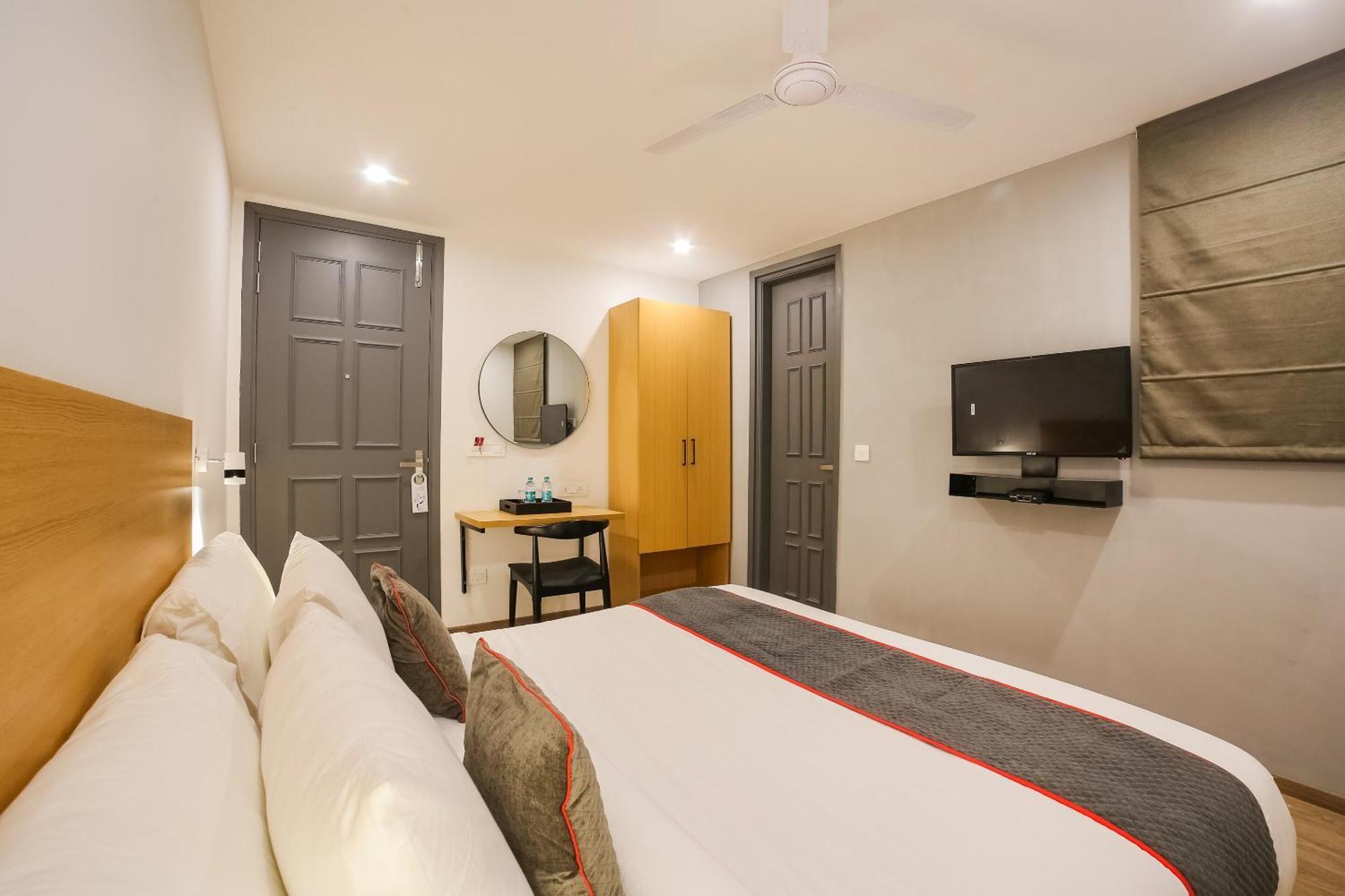 古尔冈 Super Townhouse Near Appu Ghar酒店 外观 照片