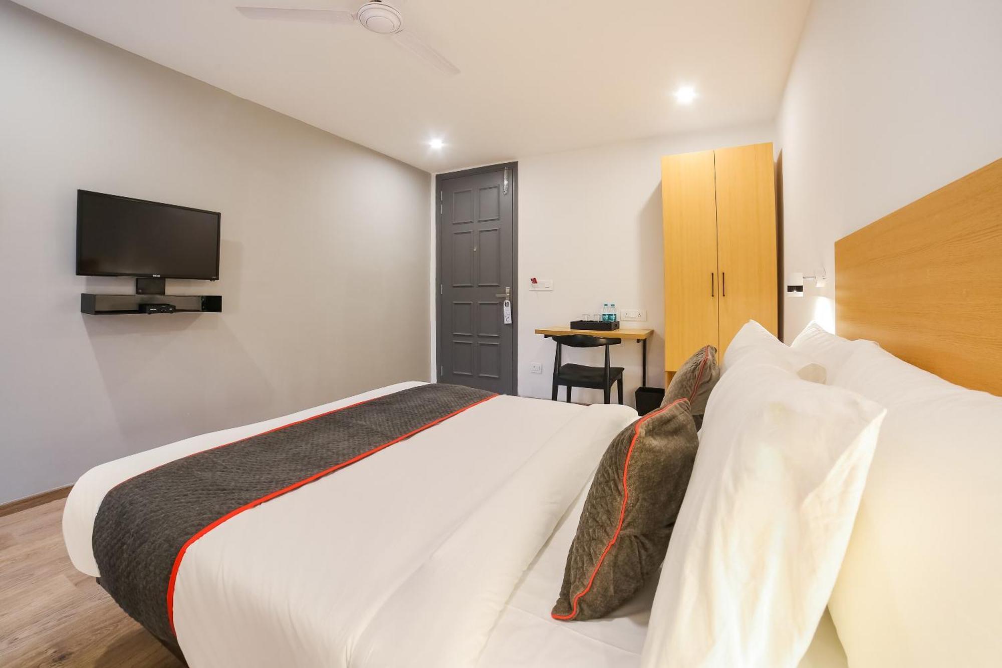 古尔冈 Super Townhouse Near Appu Ghar酒店 外观 照片