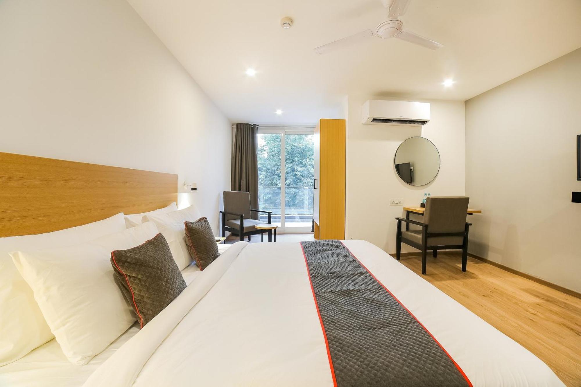 古尔冈 Super Townhouse Near Appu Ghar酒店 外观 照片